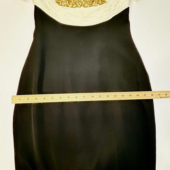 Neiman Marcus Liancarlo VTG sequin silk blend  short sleeve long gown size 6 - Picture 15 of 16